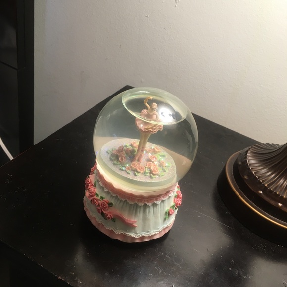 Erich Stauffer2003 Musical Ballerina Glitter Globe - Picture 6 of 8